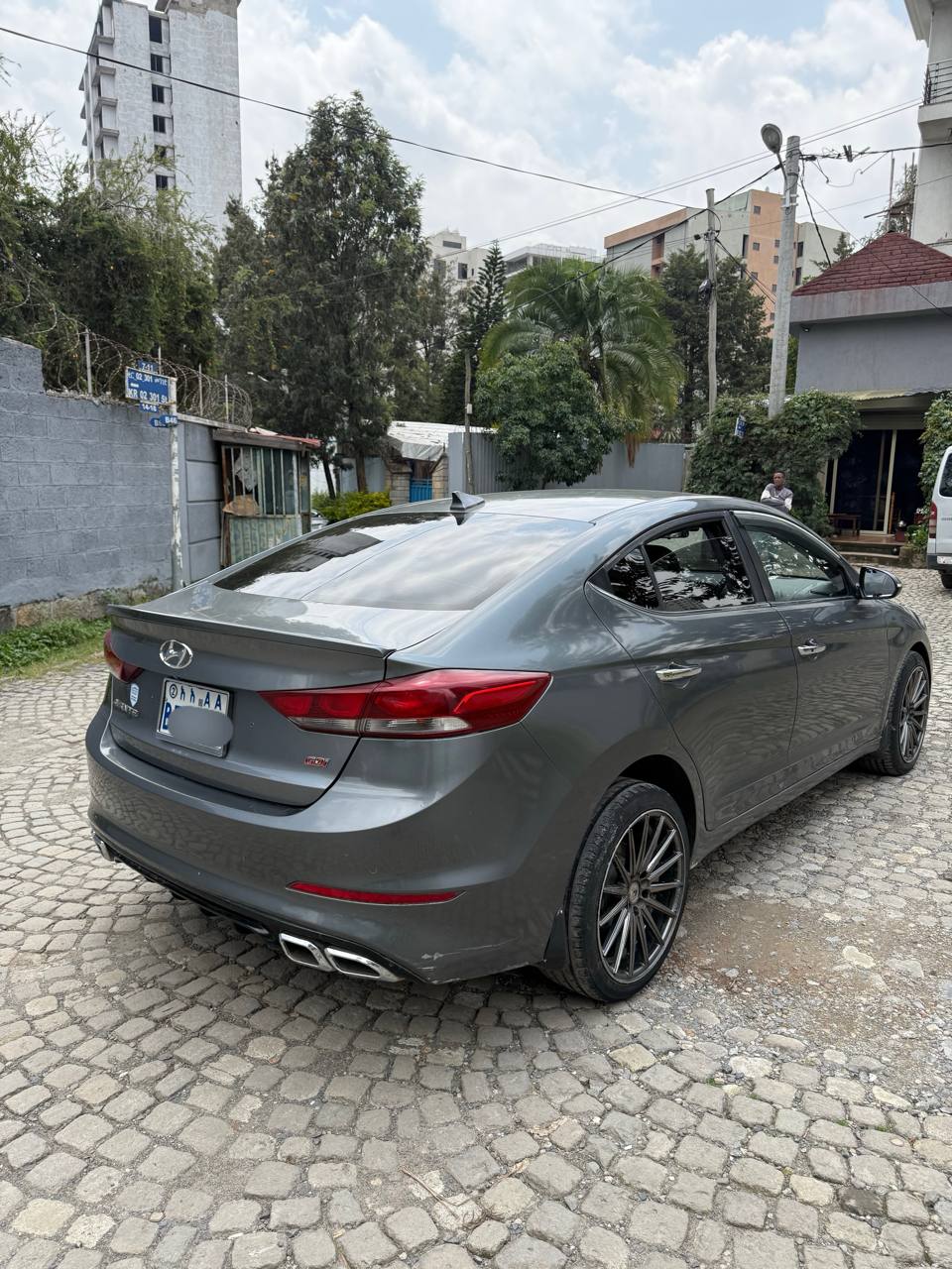 Hyundai Avante photo 3